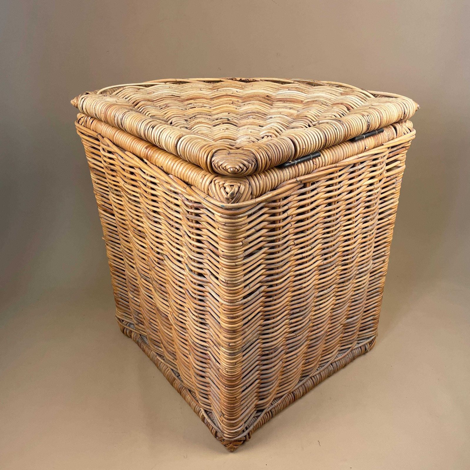 Vintage Corner Triangle Basket Woven Wicker Brown Antique Storage Farmhouse Cottage Decor Laundry Log Wood Large Lidded Lid photo buy