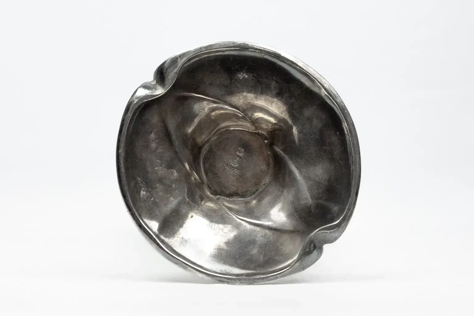 770.0 Verzilverd metalen umbelle-vaas — Art Nouveau Gallia-collectie, Christofle, 1904 photo