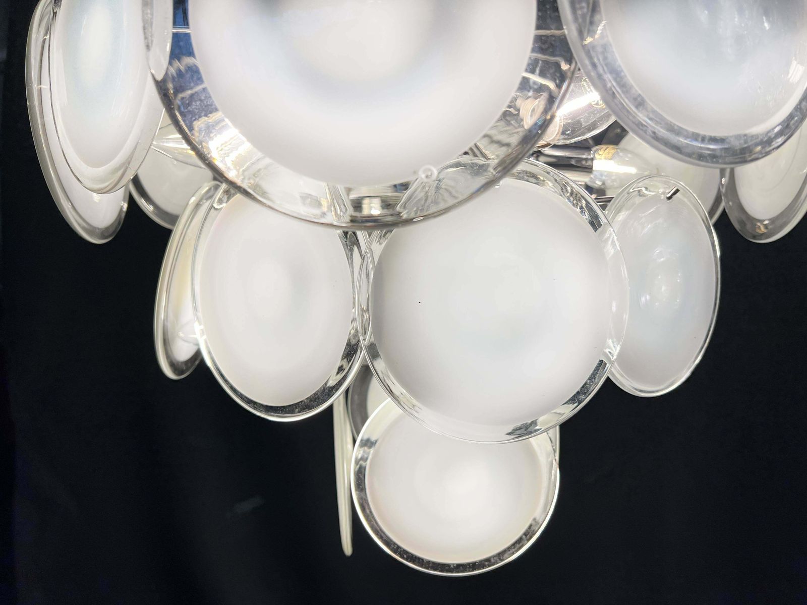 Disc White Murano Glass Chandelier By Vistosi photo Lighting