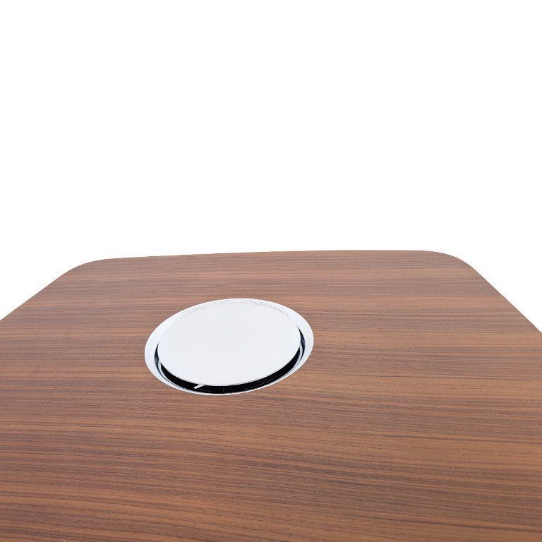 Bureau Walter Knoll Keypiece Design Desk en noyer, par Eoos photo vinterior
