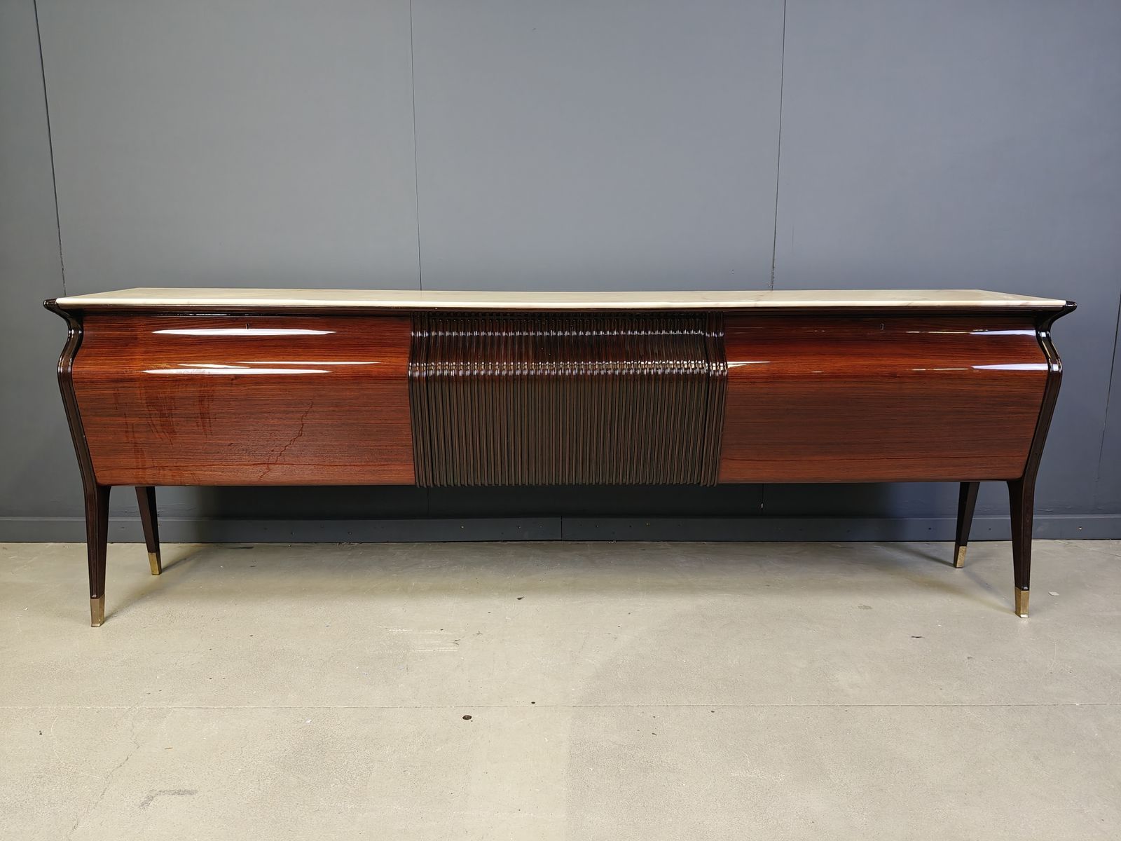 photo furniture Credenza By Osvaldo Borsani For Atelier Borsani Varedo, 1950s