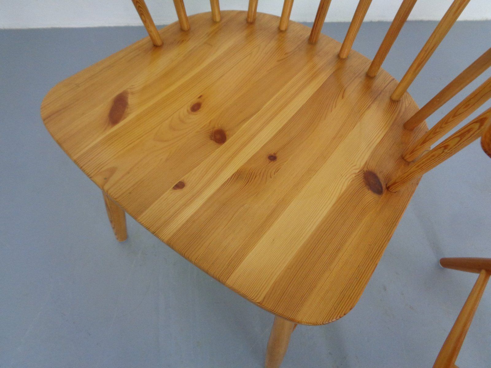 photo vintage Danish Pine Chairs An Armchairs By Erik Ole Jørgensen For Tarm Stole Møbelfabrik, 1960s, Set Of 5