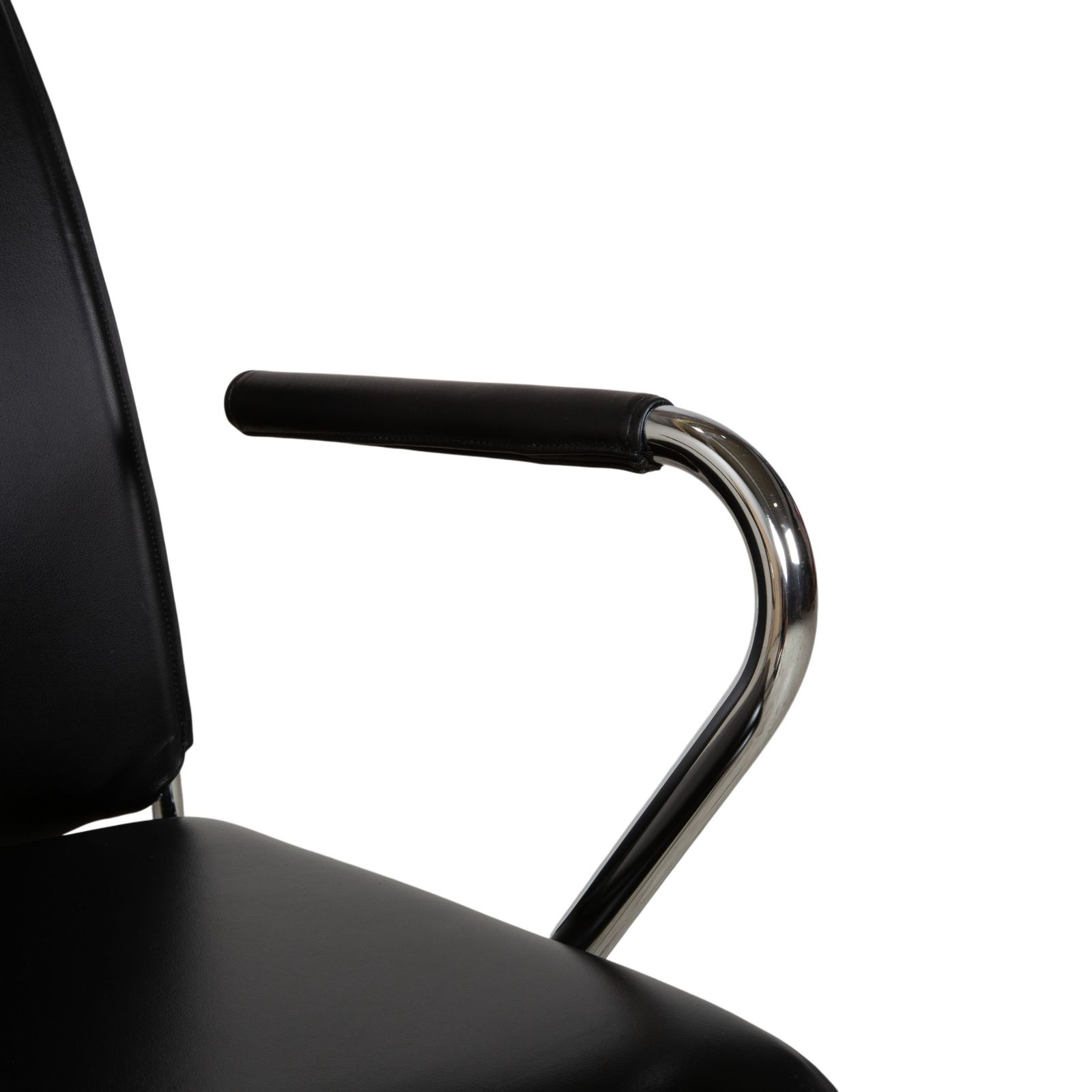 photo for sale Lot de 6 chaises en cuir Draenert, noires