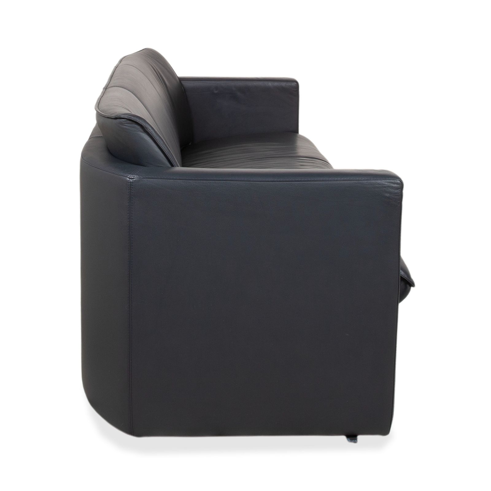 photo furniture Leolux leren driezitsbank – donkerblauw