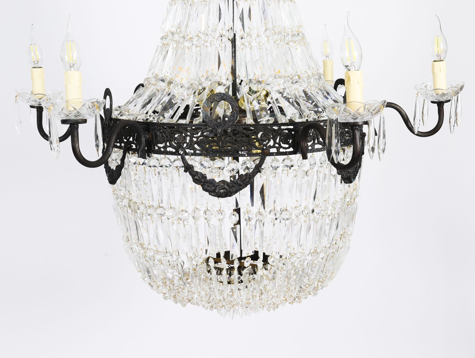 photo vintage Antique Set 6 Louis Revival 14 Light Ballroom Cut Crystal Tent Chandeliers C1920