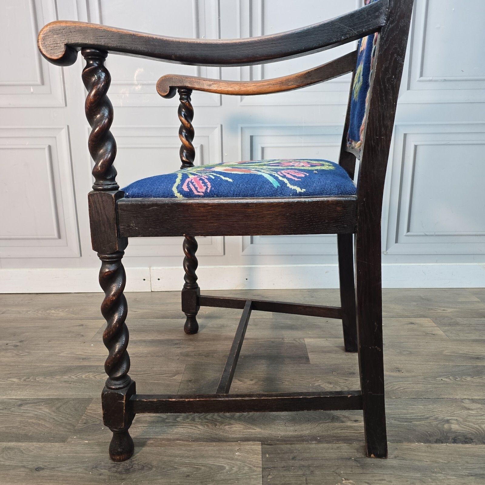 photo vinterior Antique Oak Wooden Armchair   Barley Twist Tapestry Upholstered Hall Chair Seat