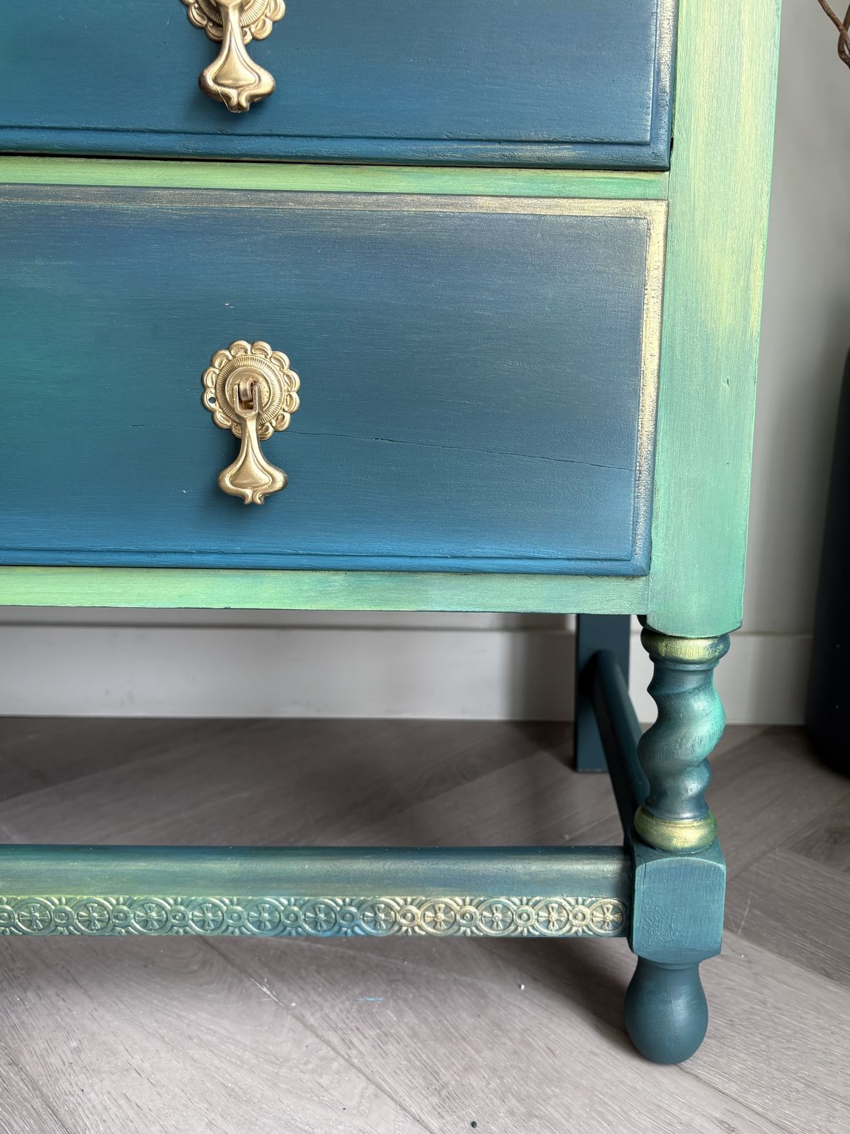 photo furniture Vintage Oak Chest Of Drawers, Green