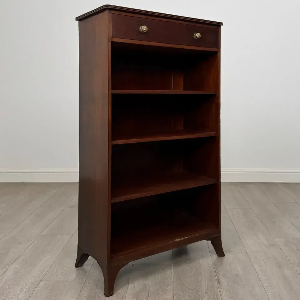 photo furniture Antique 19th Century Regency Open Bookcase In Mahogany
