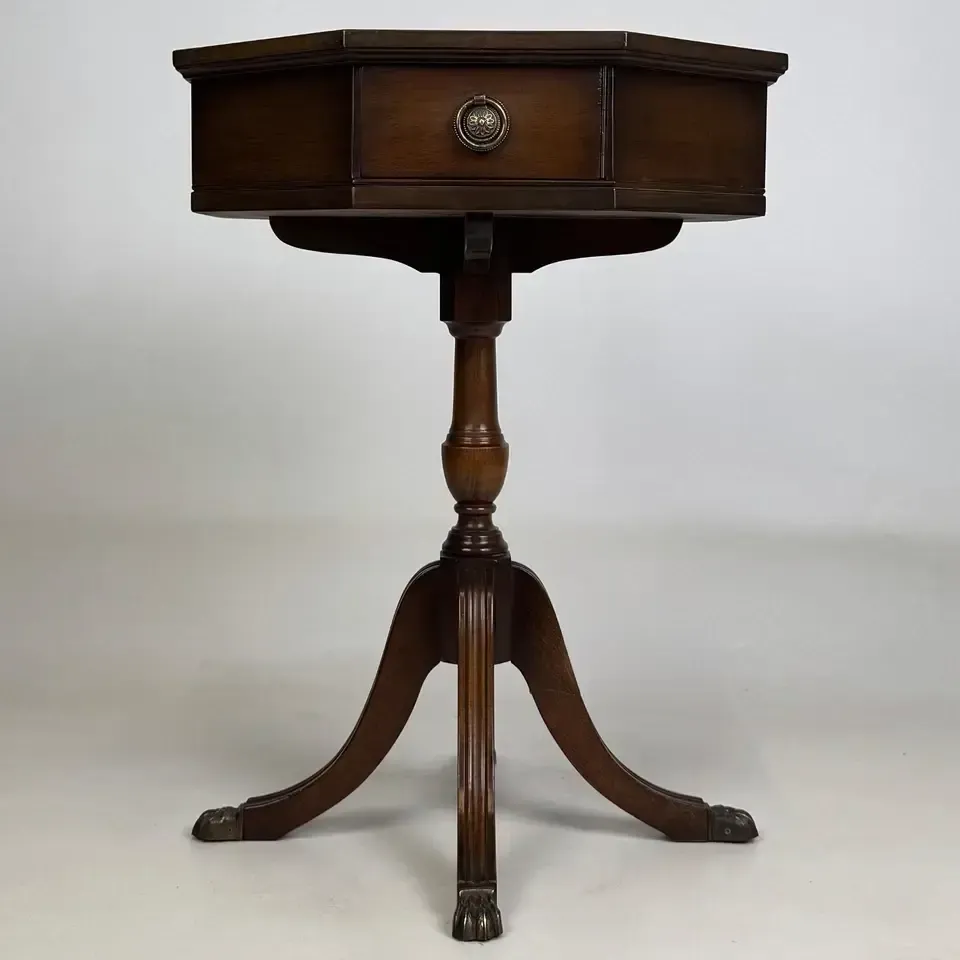 Antique 20th Century Pair Of Bedside Cabinets In Mahogany photo furniture