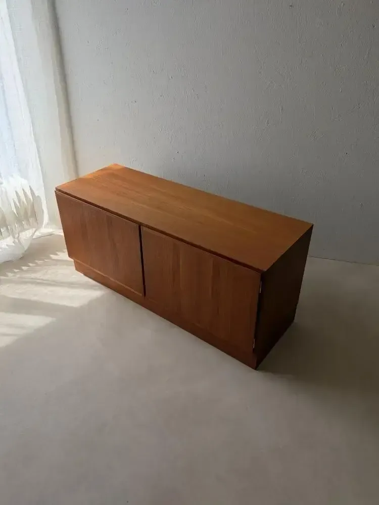 Omann Jun Dressoir Teak jaren 1960 Deens Design photo Meubels