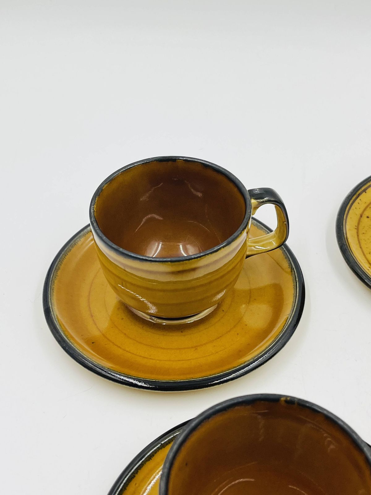Set Of Four Vintage Boch Palma Cups And Saucers. photo vinterior