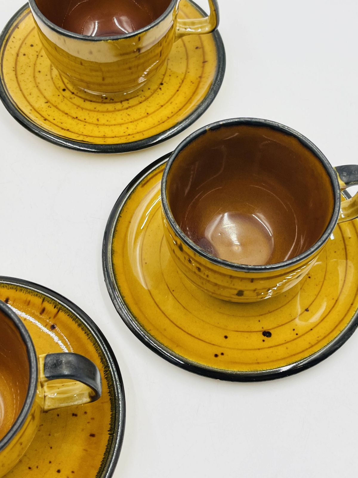 photo for sale Set van vier vintage Boch Palma kopjes met schoteltjes.