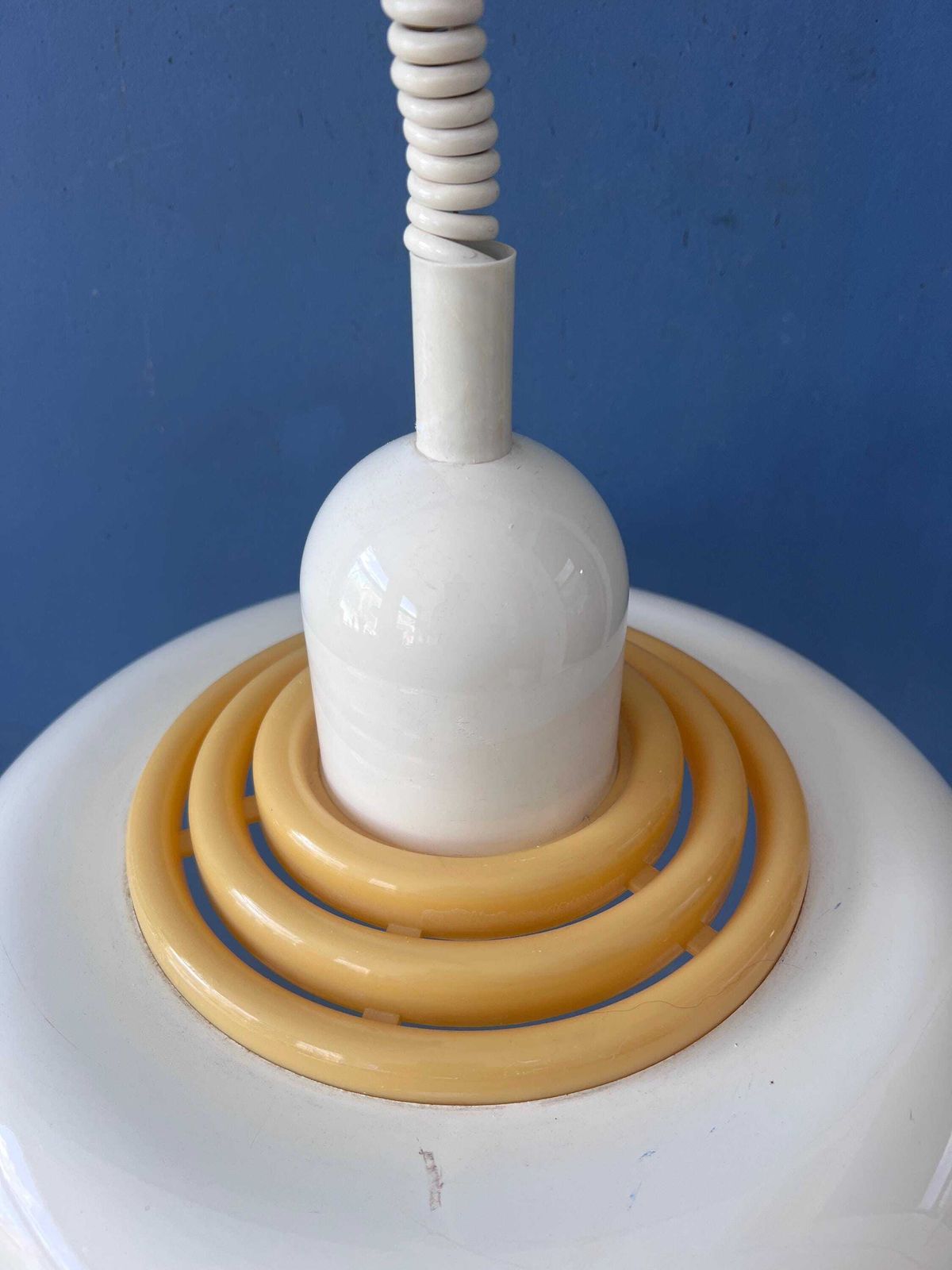 Mid-Century Beige UFO Hanglamp van Knud Christensen photo vintage