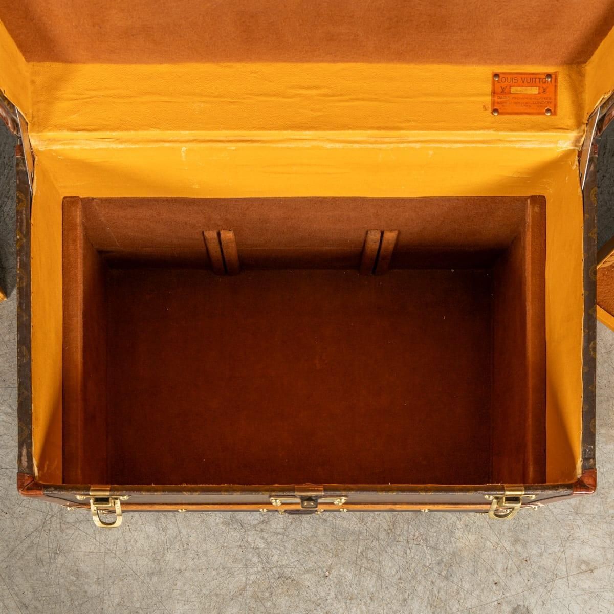 photo vinterior Antique 20thc Louis Vuitton Shoe Trunk In Monogram Canvas, France C.1920