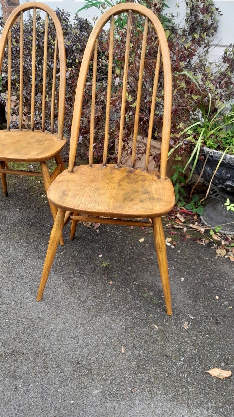 Vintage Ercol Quaker Spindleback Dining Chairs (Set Of 4) Light Oak Colour photo vinterior