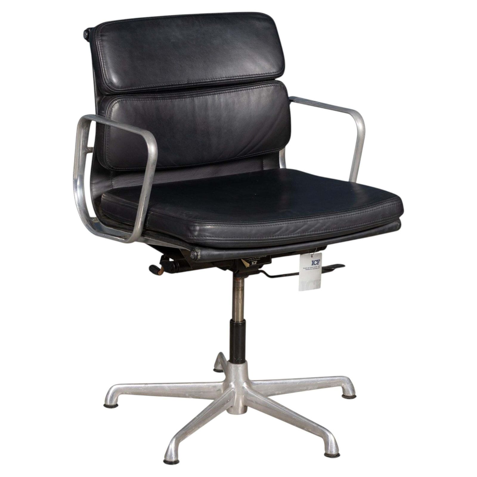 Vintage 20thc Ea217 Chair In Black Leather By Charles And Ray Eames For Icf