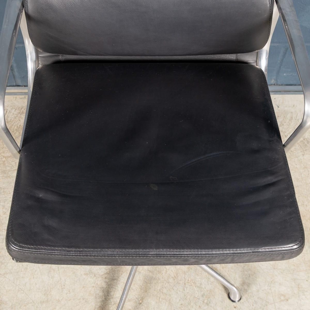 Vintage 20thc Ea217 Chair In Black Leather By Charles And Ray Eames For Icf photo buy