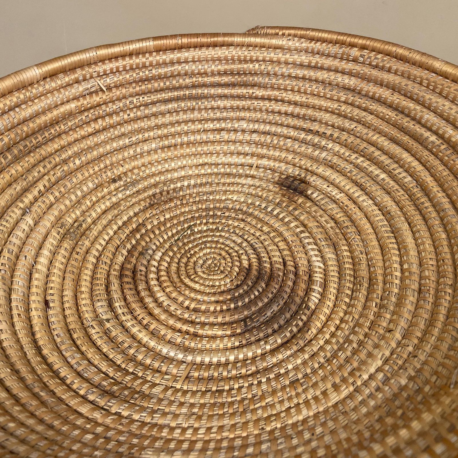 Vintage Seagrass Woven Baskets Pair Round Coiled Display Trays Fruit Basket Boho Farmhouse Decor photo buy