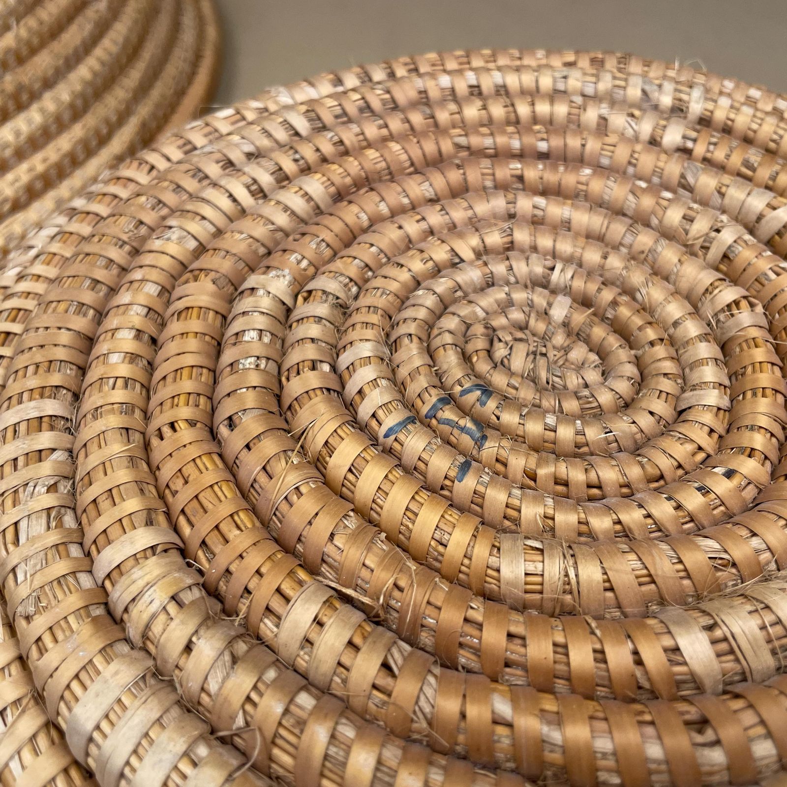 69.0 Vintage Seagrass Woven Baskets Pair Round Coiled Display Trays Fruit Basket Boho Farmhouse Decor photo