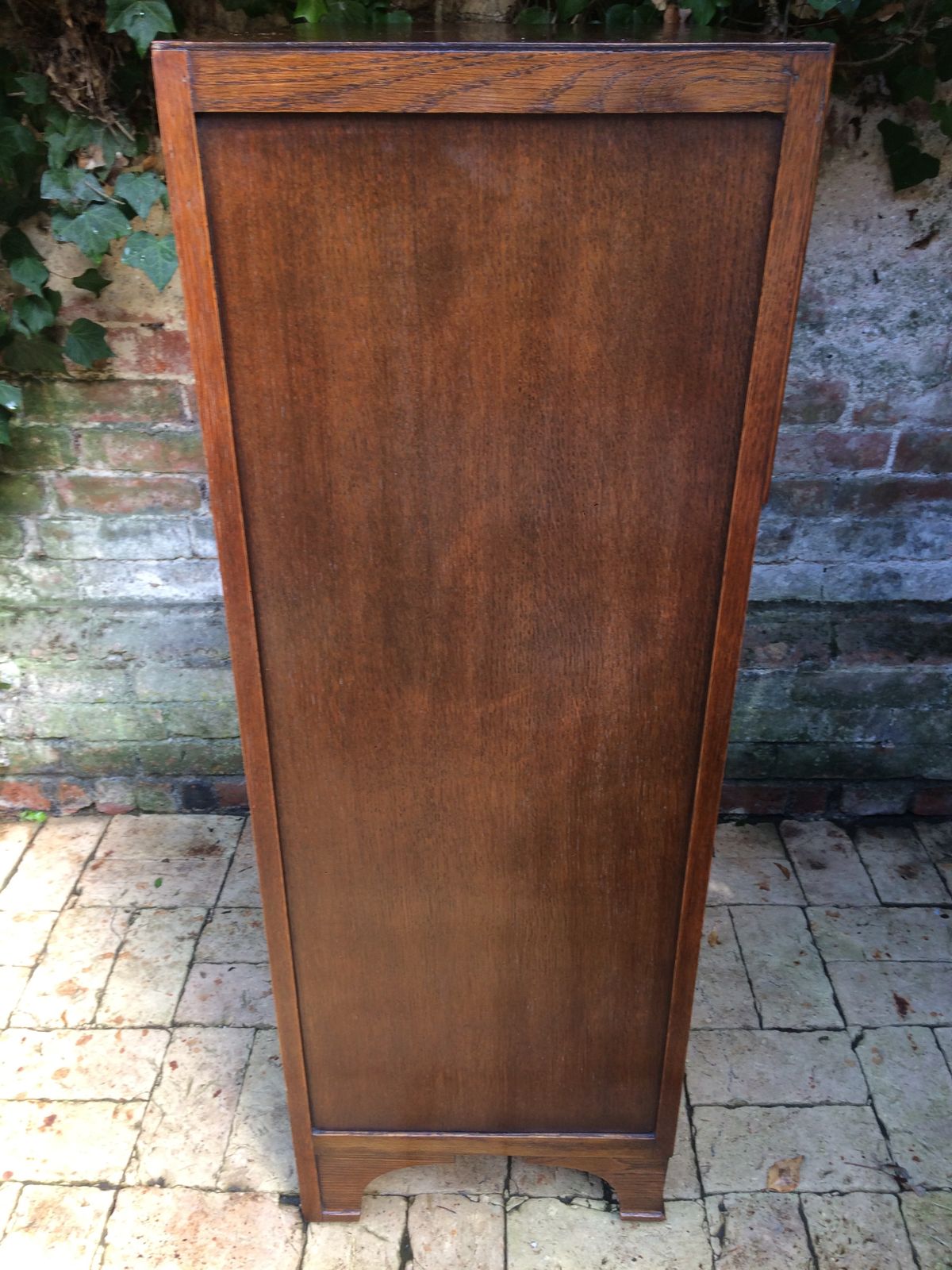 Art Deco Chest Of Drawers, 1940s photo vinterior