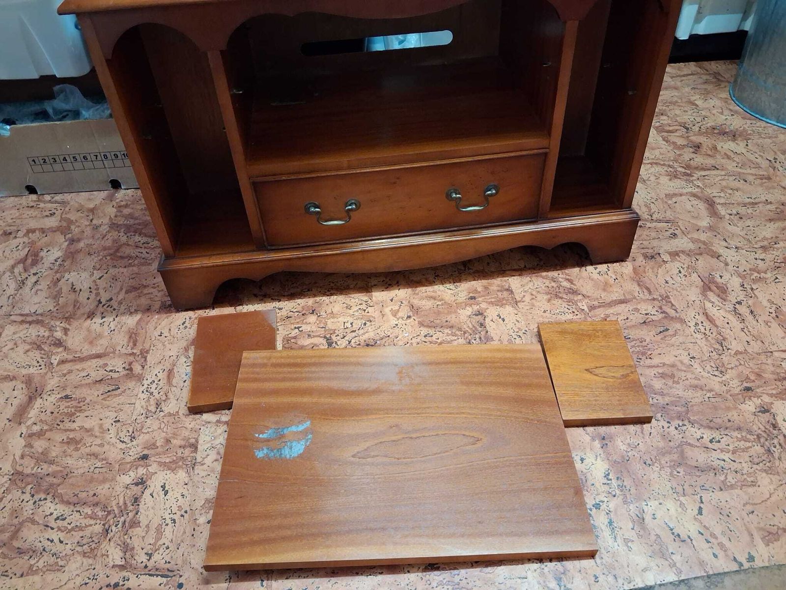 Reproduction Yew Veneer Wood Tv Media Stand 1 Drawer Open Sections Canted photo Furniture