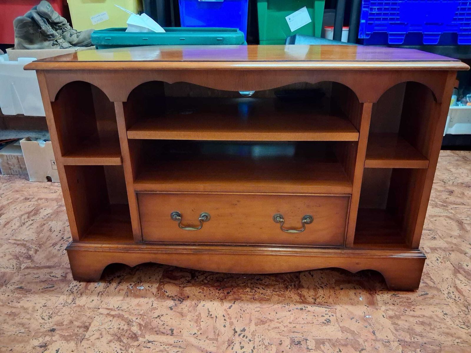 Reproduction Yew Veneer Wood Tv Media Stand 1 Drawer Open Sections Canted