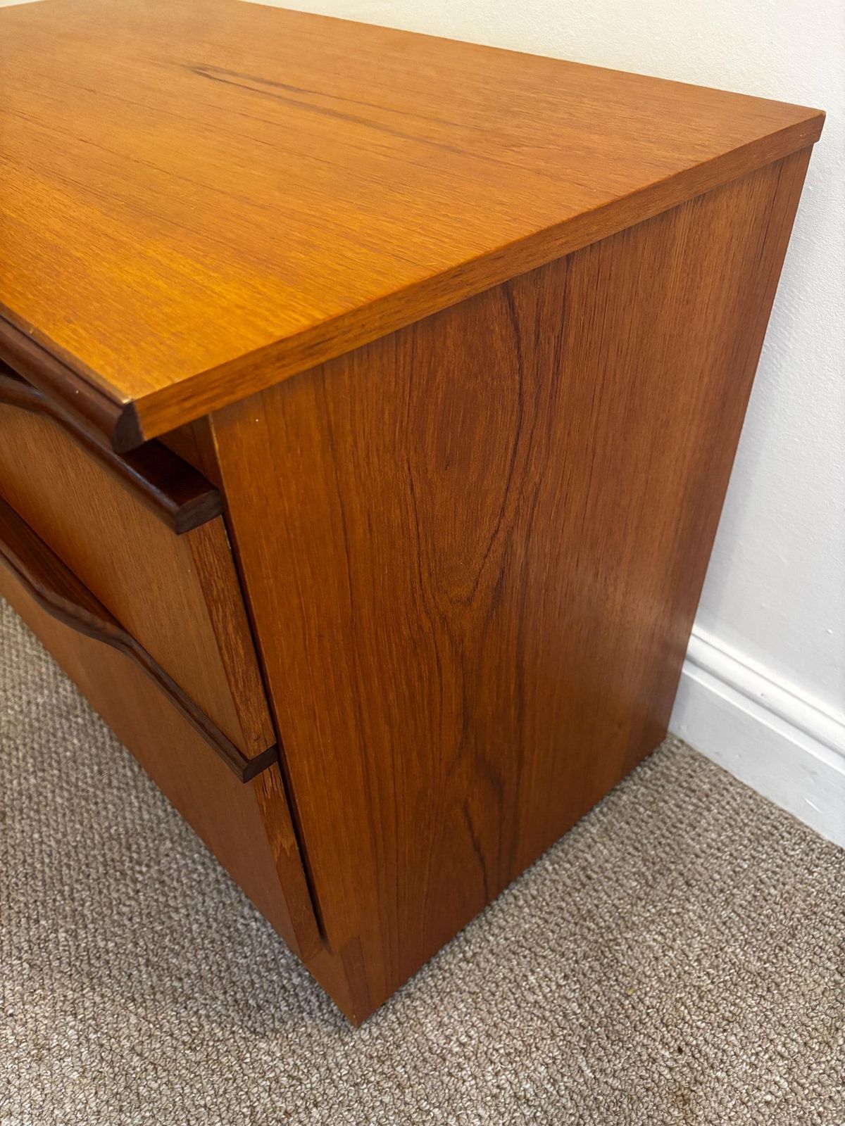 photo furniture Mid Century Teak Tv Stand Storage Unit Drawers Pull Out Shelf