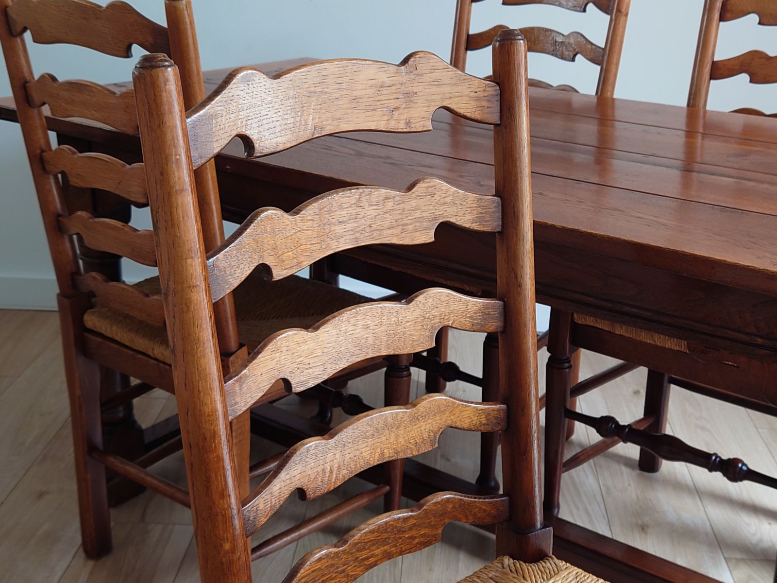 Furniture English Country Oak Dining Table And 4 Rush Seated Ladderback Chairs photo