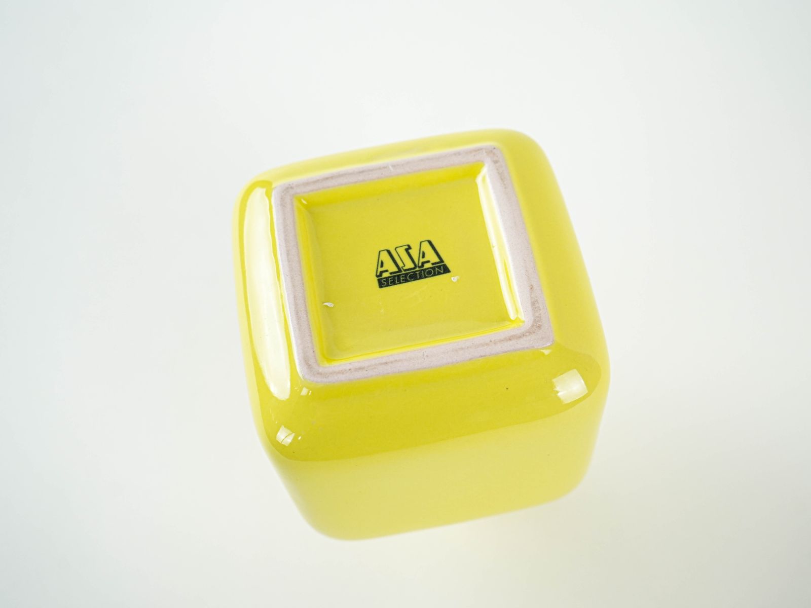 Gele keramieken vaas, Duits design, jaren 1990, geproduceerd door Asa Selection photo vinterior