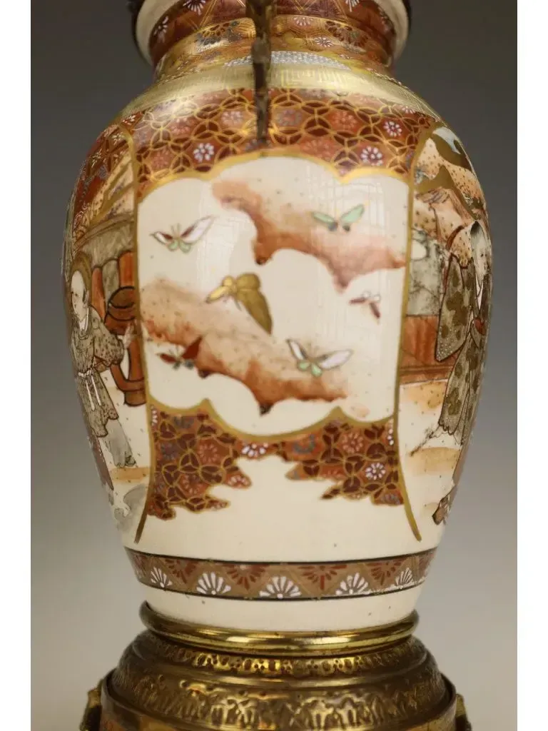 Pair Of Large 19th Century Japanese Satsuma Table Lamps – Grand Gilt Bronze Ormolu Mounts photo for sale