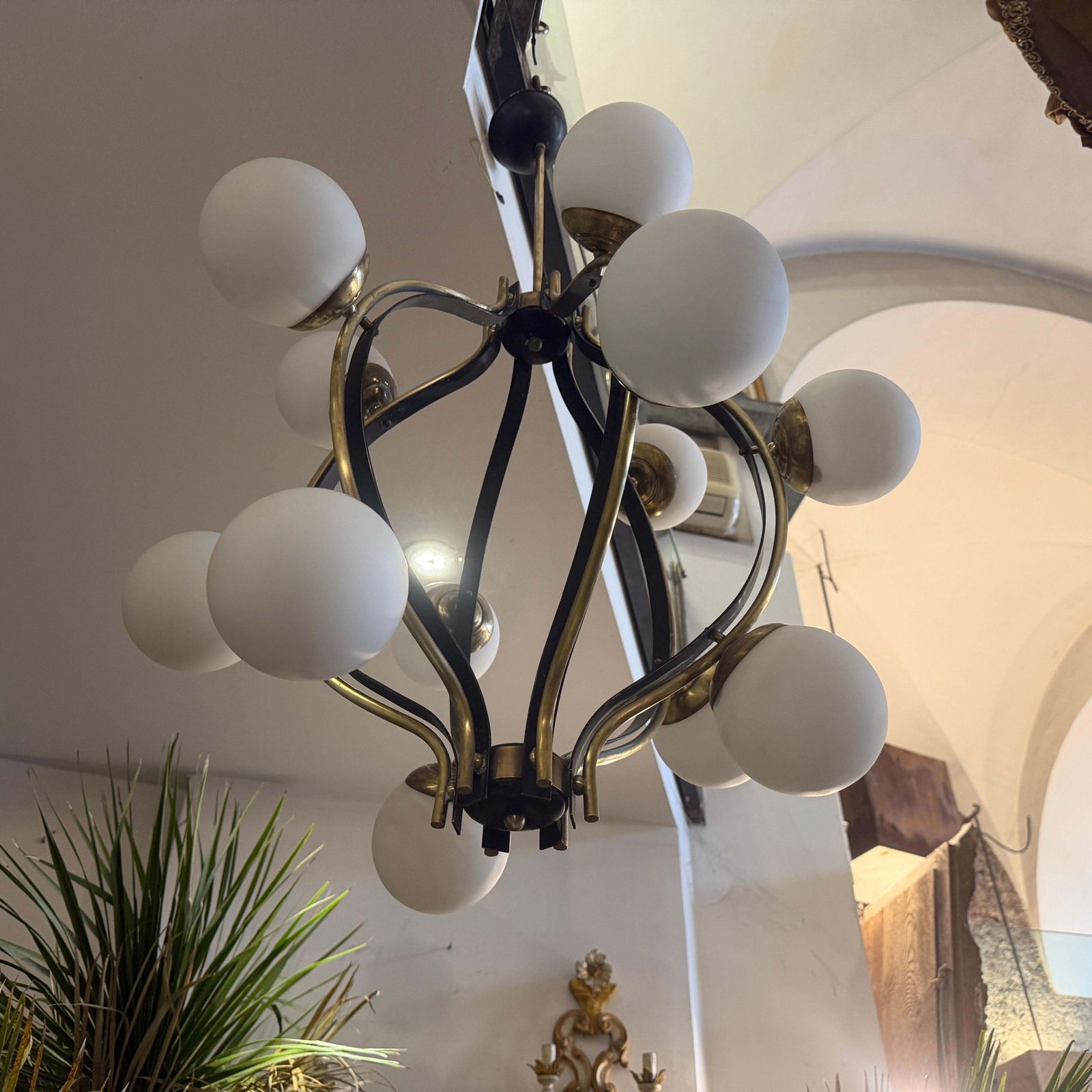 photo for sale 1950s Mid  Century Modern Brass And White Glass 12 Lights Chandelier By Stilnovo
