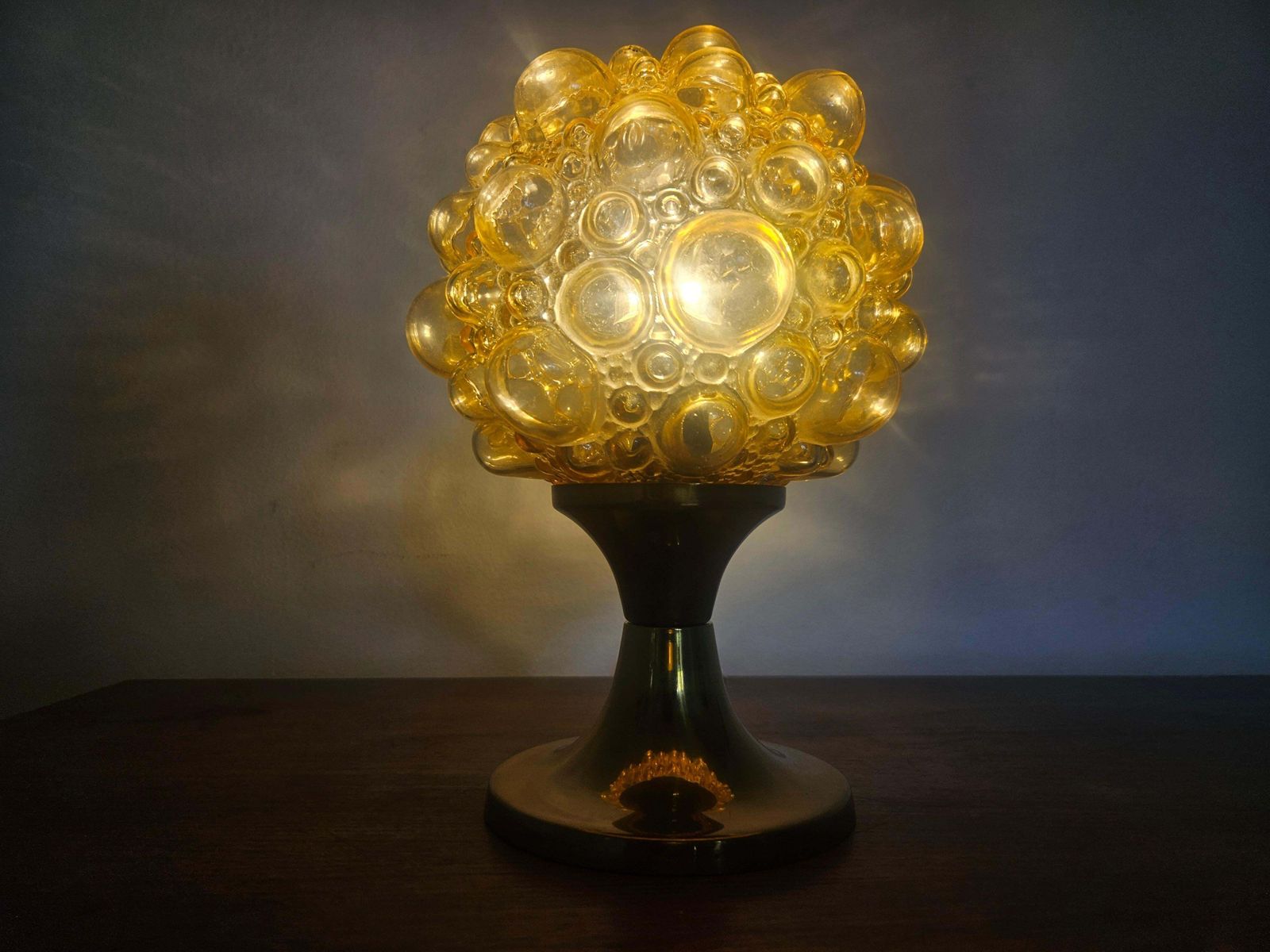 Zeldzame Mid-Century tafellamp, Limburg, ontwerp Helena Tynell, jaren 1970 photo vintage