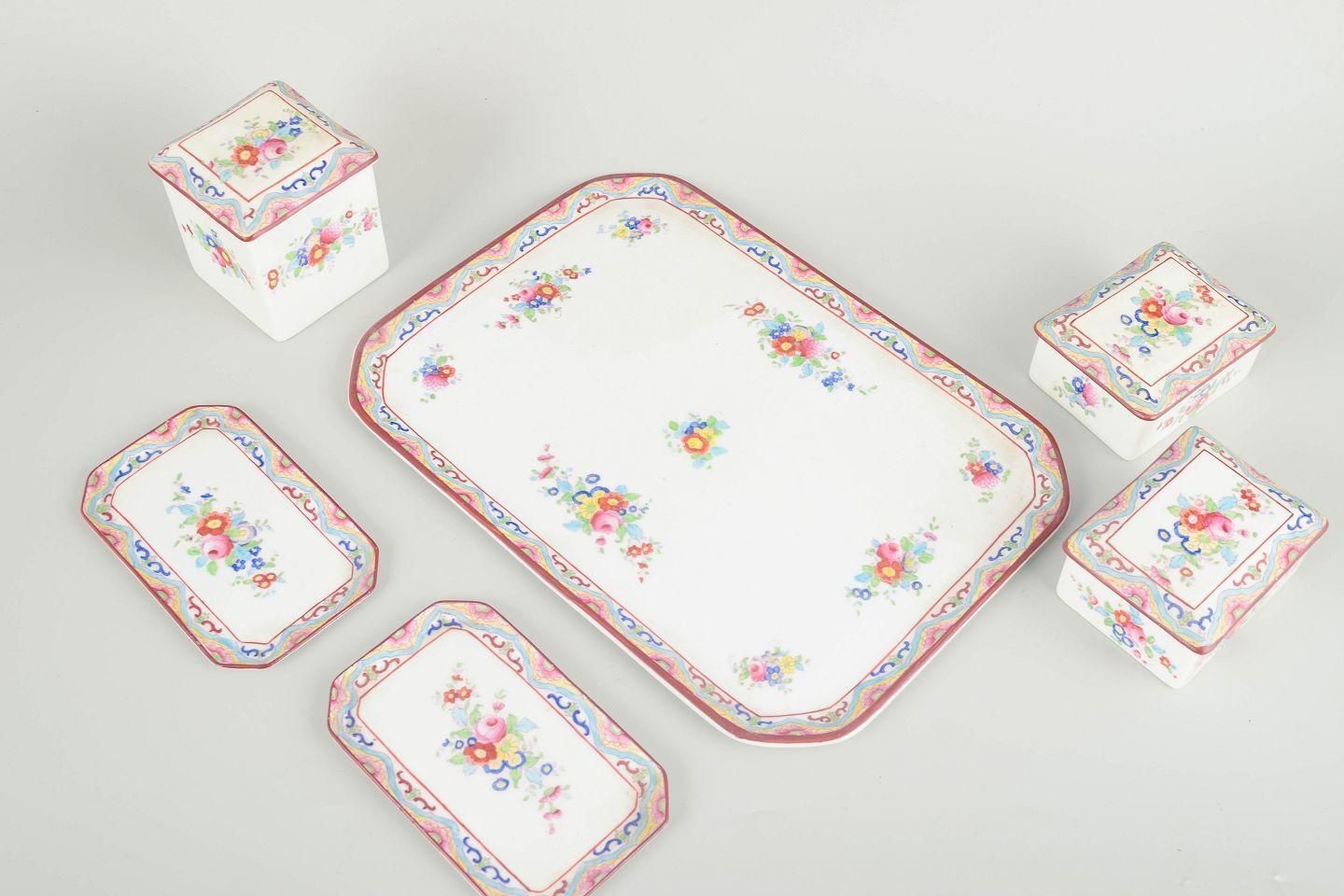 Foley Art China (John Aynsley & Sons). Service en porcelaine peinte à la main « Peacock ». photo for sale