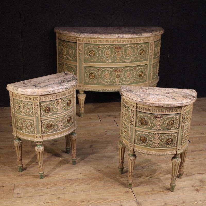 Commode demi-lune de style Bonzanigo, Louis XVI, XXe siècle, Italie photo furniture
