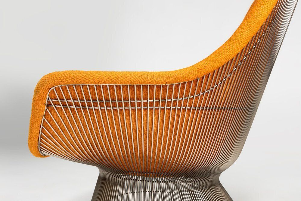photo vintage Set Of Model 1705 Easy Chair And Ottoman By Warren Platner For Knoll 1966