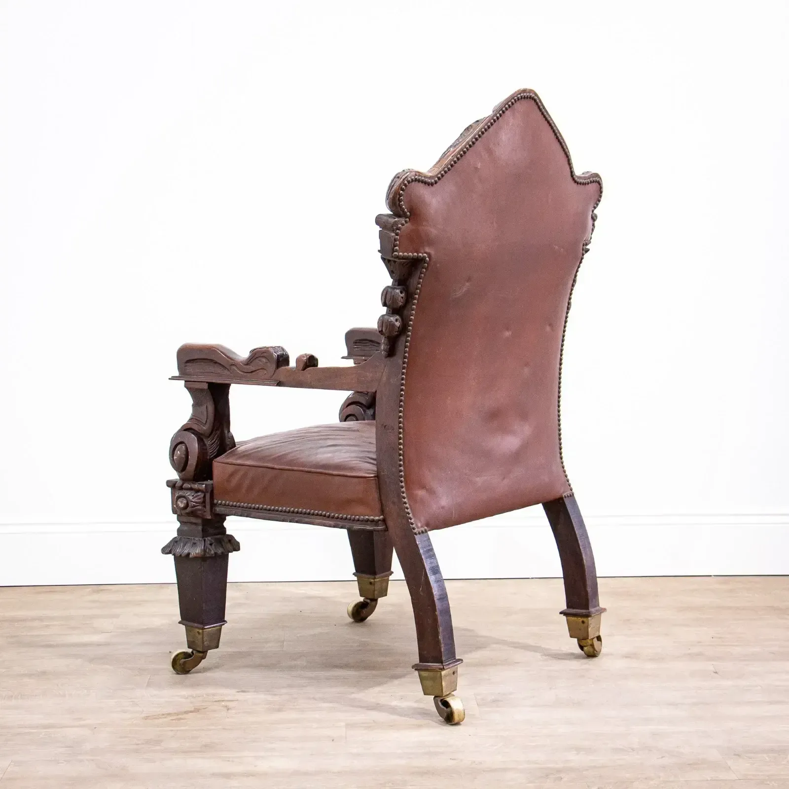 720.0 Carved Oak Throne Armchair With Leather Seat photo