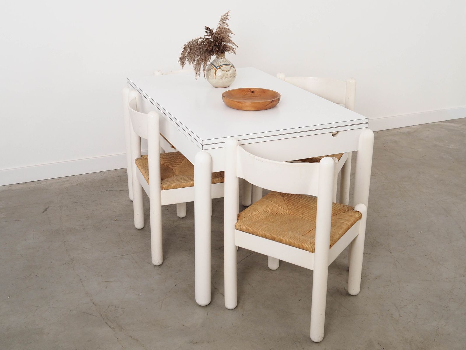 White Extendable Table, Italian Design, 1980s, Made In Italy photo vinterior