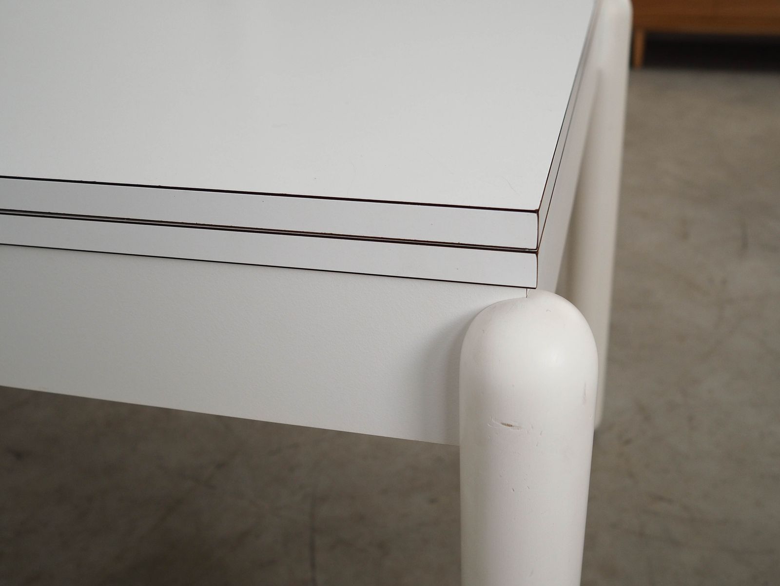 photo buy White Extendable Table, Italian Design, 1980s, Made In Italy