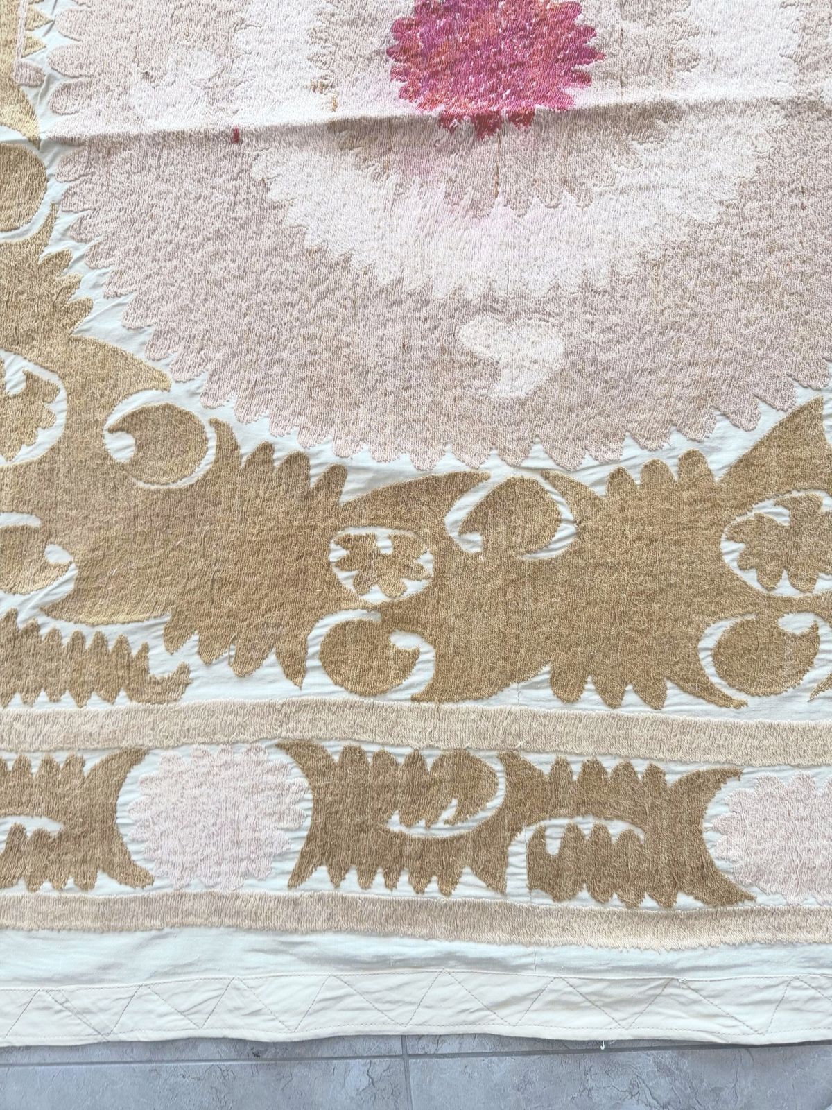 Uzbek Suzani Tablecloth   Handmade Textile 132 X 146 Cm photo Textiles