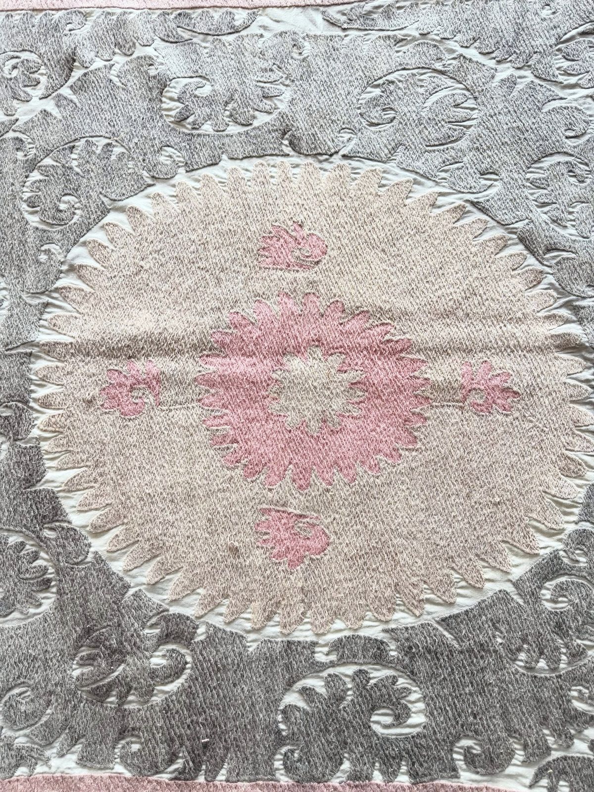 Boho Uzbek Suzani Tapestry 132 X 143 Cm