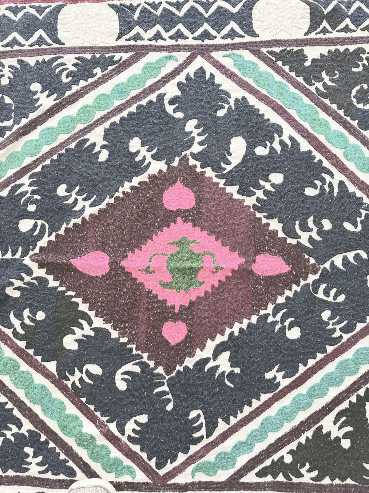 Suzani Tafelkleed uit de jaren 1960 uit Bukhara, 124 x 146 cm