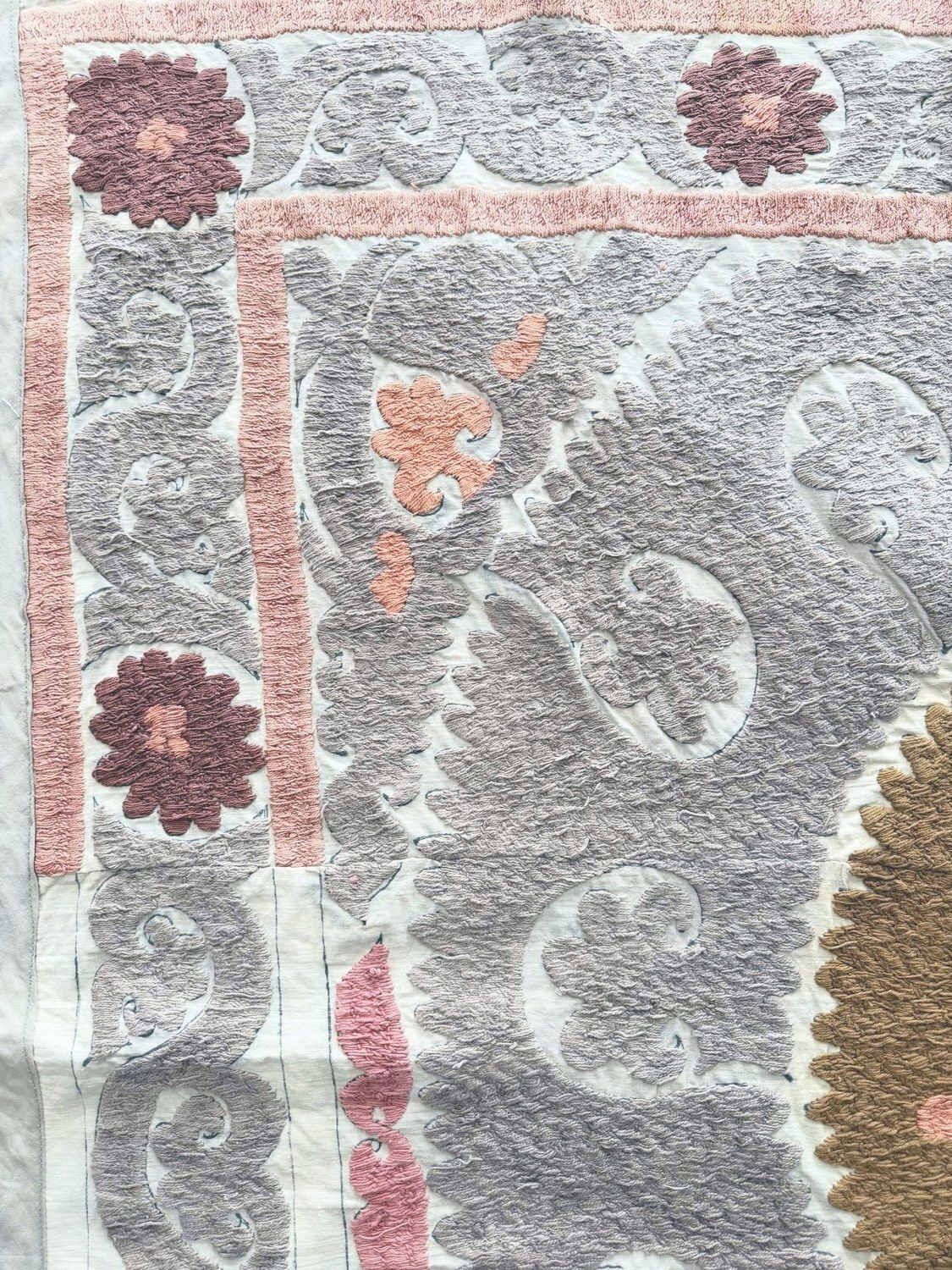 Samarkand Suzani Tafelkleed, Boho Textiel 126 x 140 cm photo vinterior