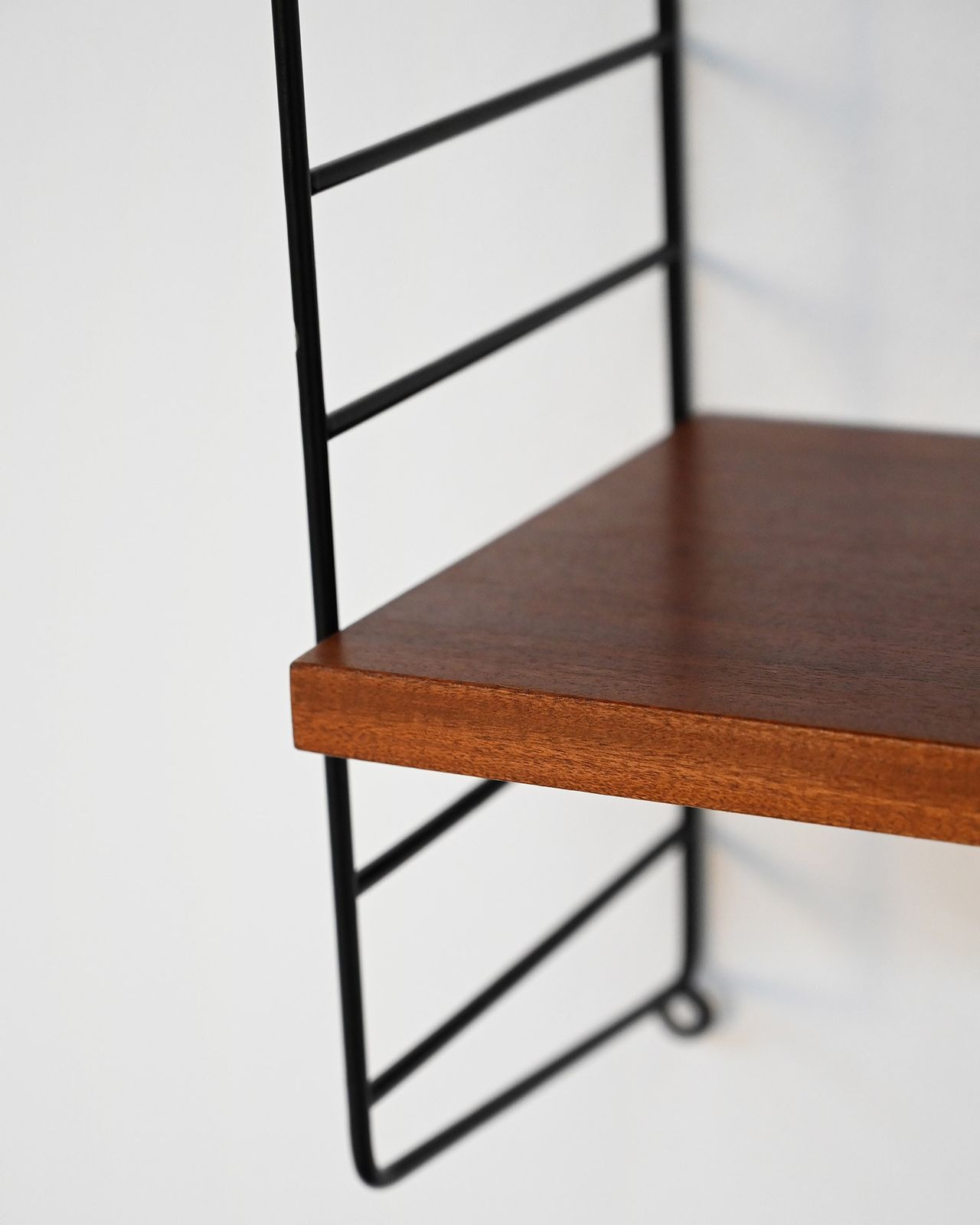 490.0 “String” Modular Shelving Unit By Nisse Strinning For String Design, 1950s photo