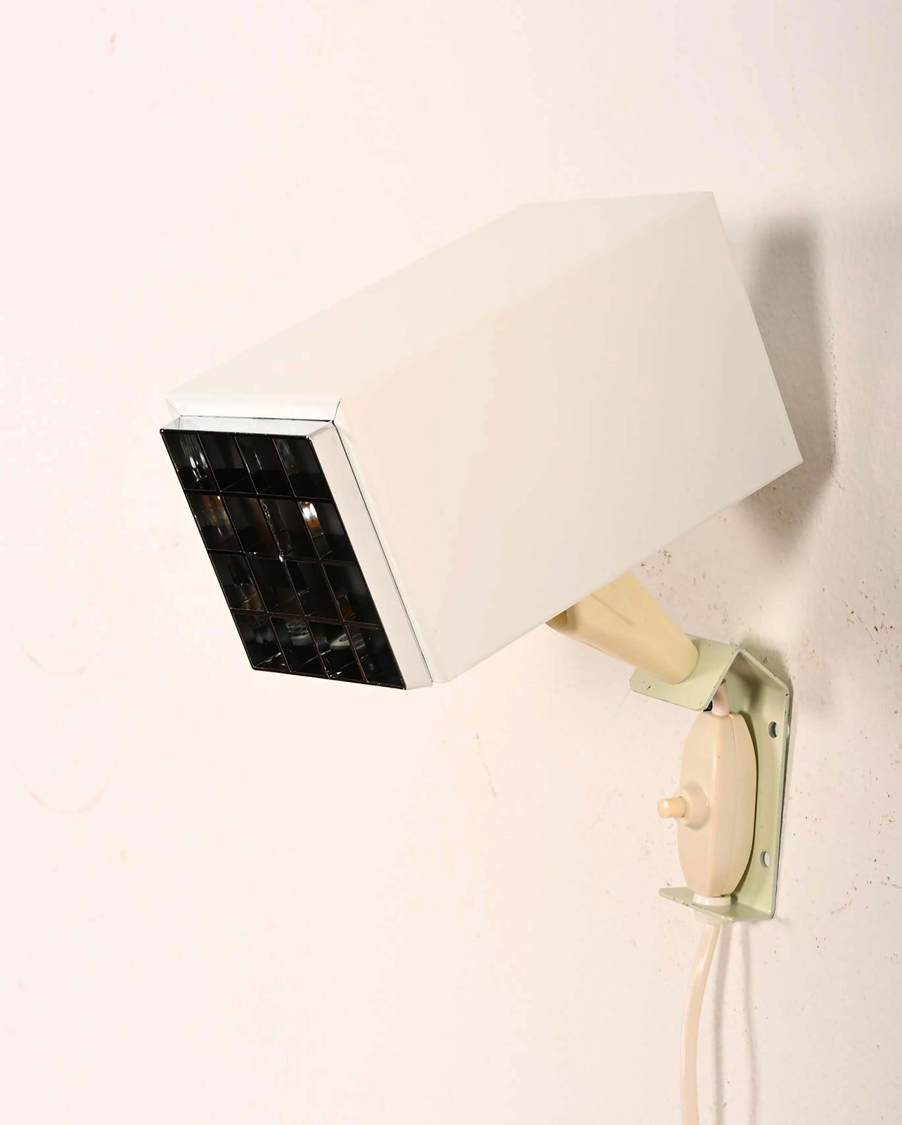 Een paar witte Hans Agne Jakobsson wandlampen "Kuben" – Elidus model 7078 photo 714.0