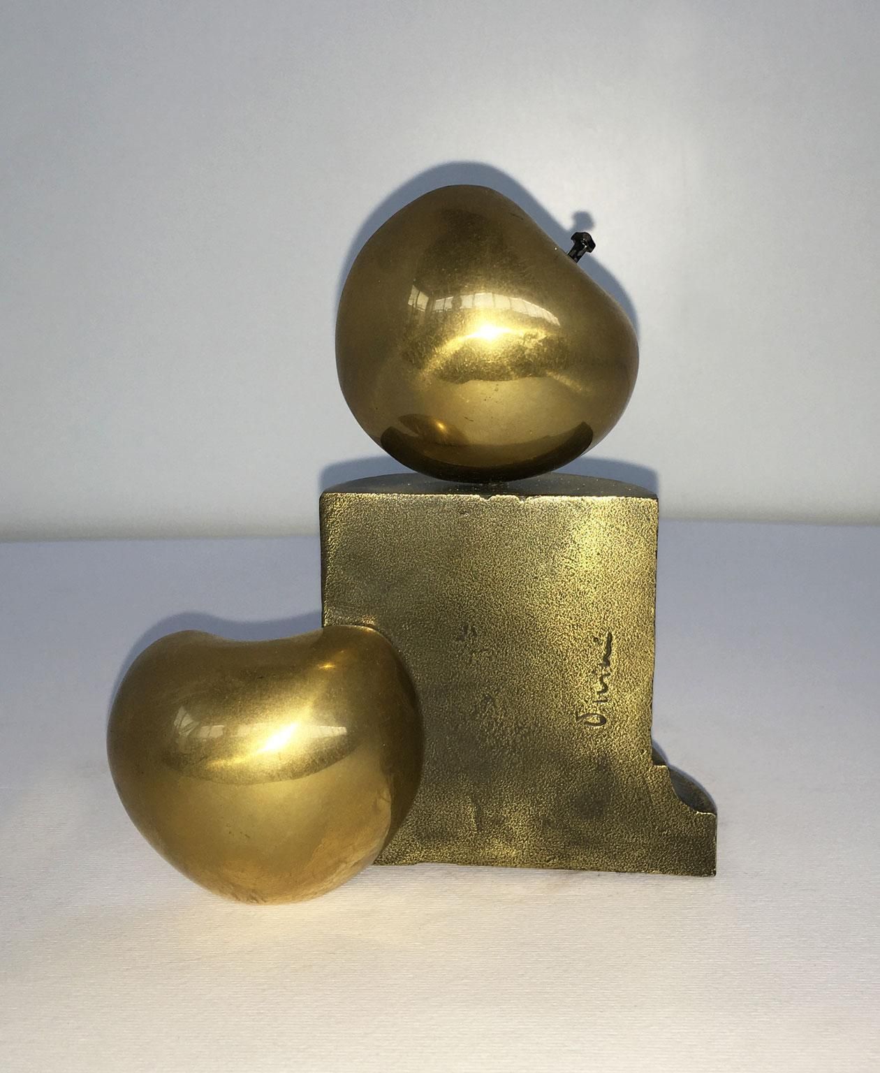photo for sale Italy Bronze Abstract Sculpture Vanni Viviani Monumentalmente Vostro