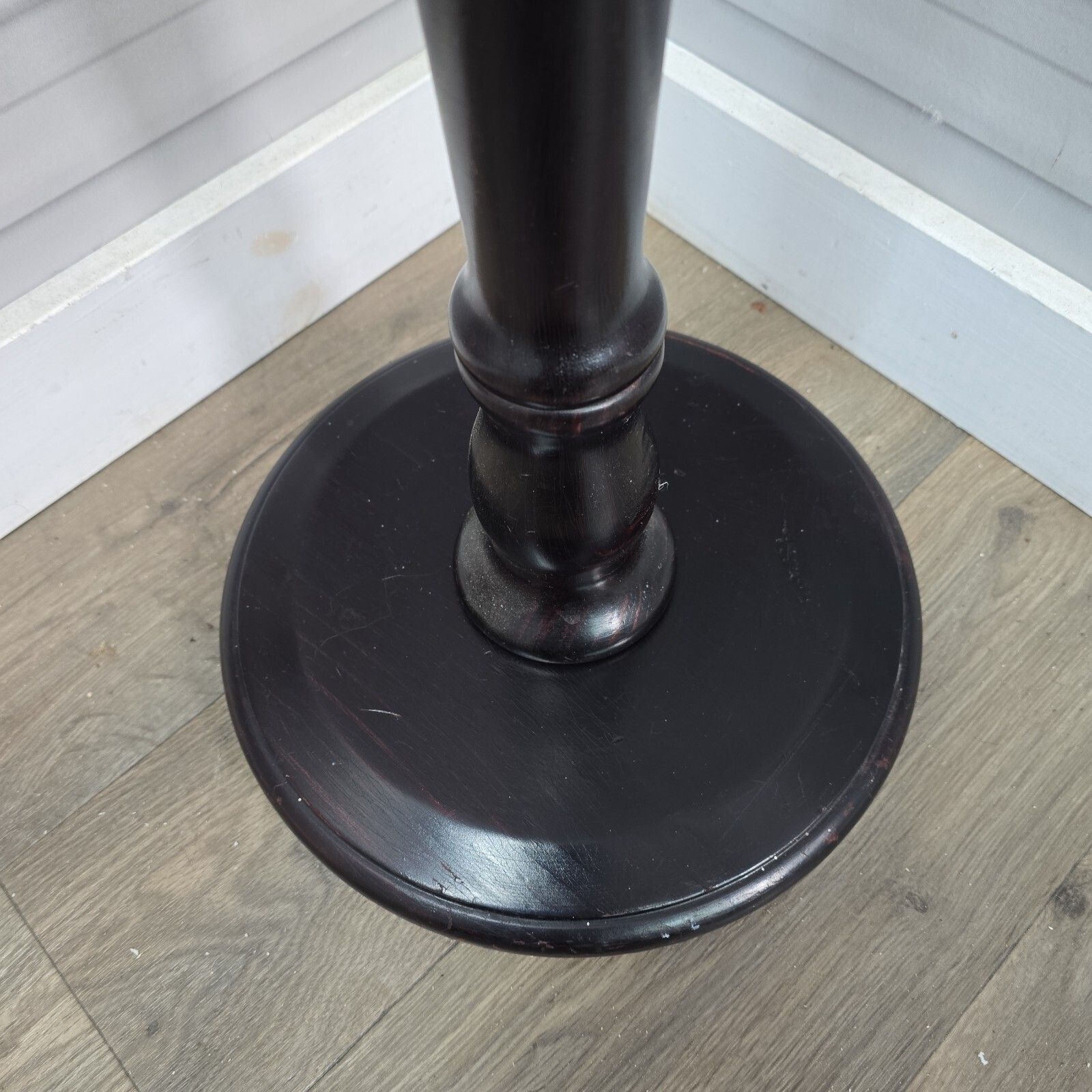 photo vintage Vintage Wooden Standard Lamp   Retro Turned Floor Room Light   For Re Wire