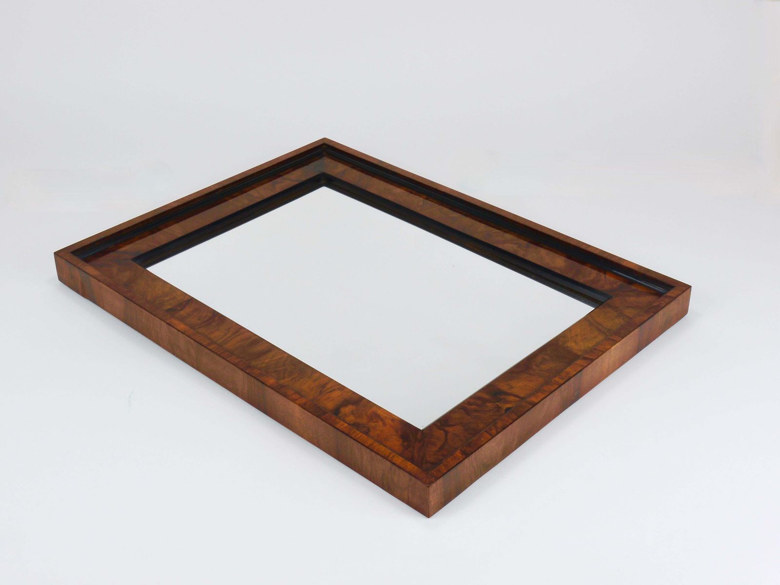 Vierkante Biedermeier wandspiegel, walnoot, 19e eeuw, Wenen, ca. 1850 photo for sale