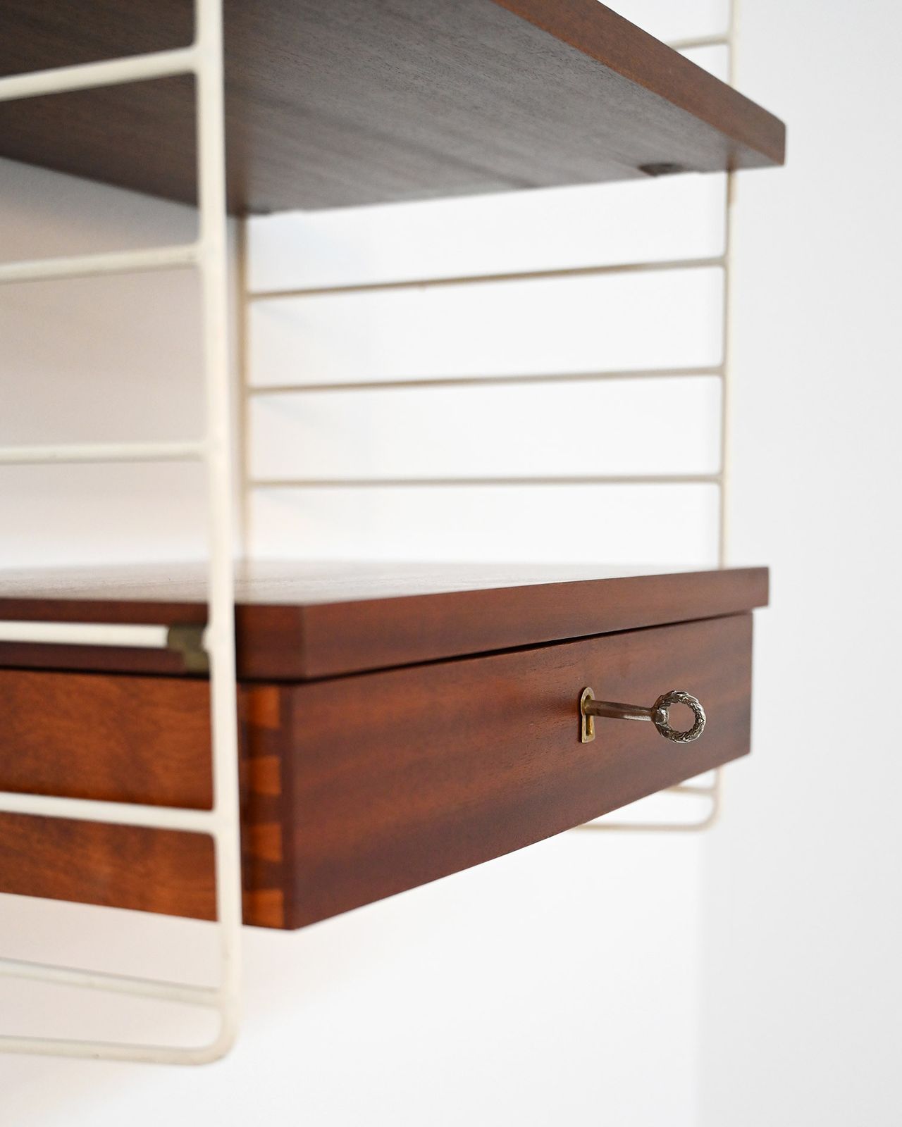 “Bfb Hyllan” Wall Shelving Unit By Nisse Strinning For String, 1950s photo vintage