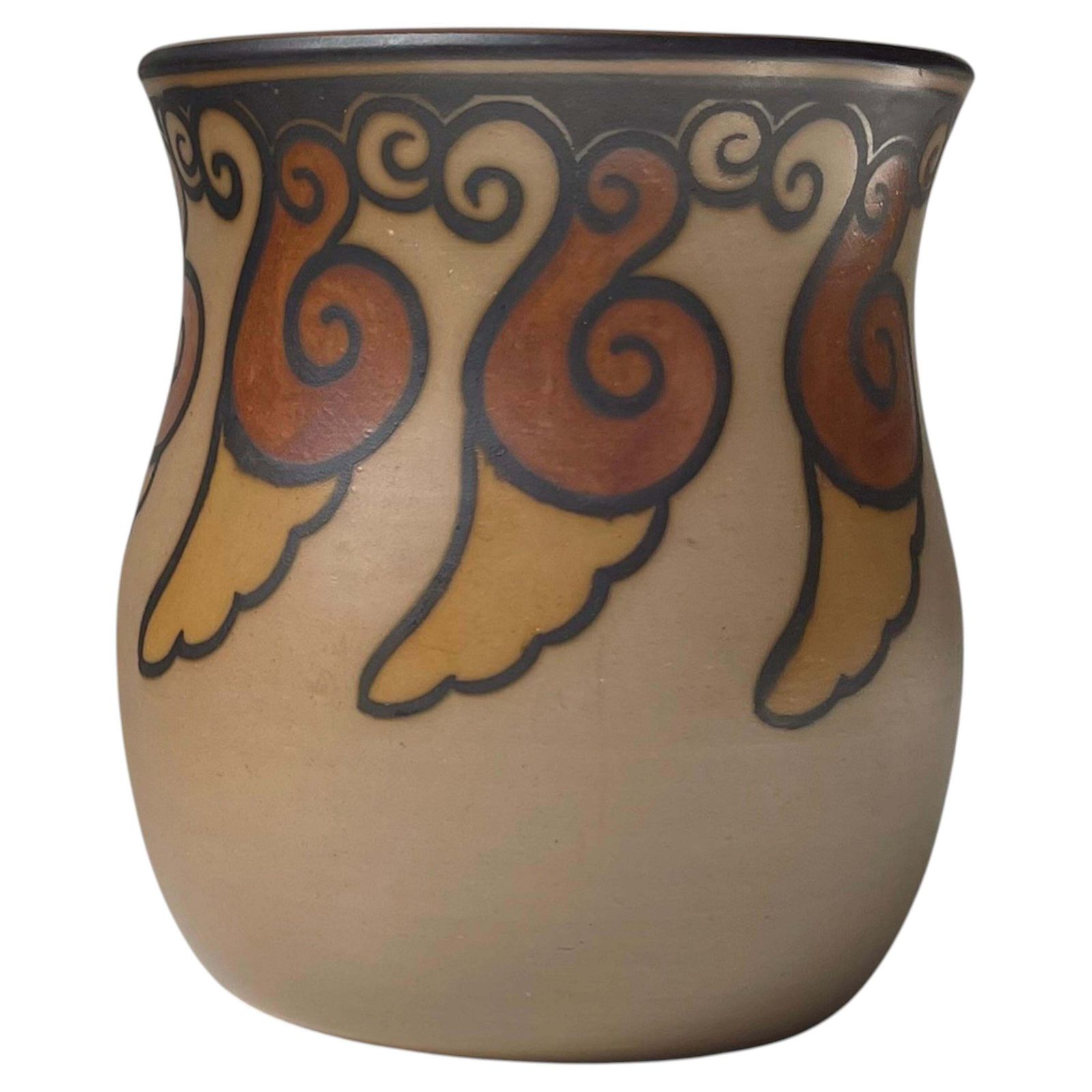 Vase Art déco en terre cuite peint à la main avec des escargots, par L. Hjorth, années 1940