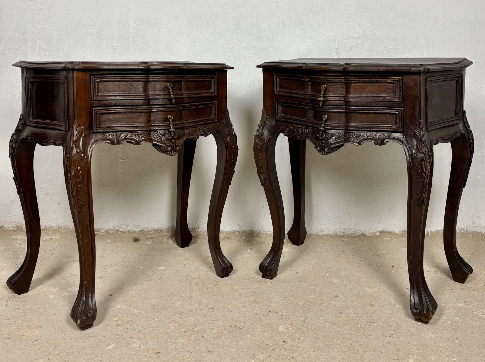 Paar Franse nachtkastjes in Louis XV-stijl, midden 20e eeuw photo 2290.0